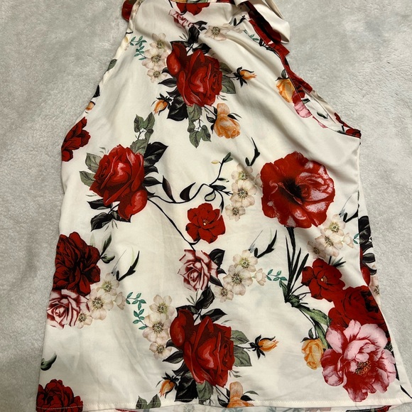 SHEIN Two (2) Piece Set - Picture 2 of 4